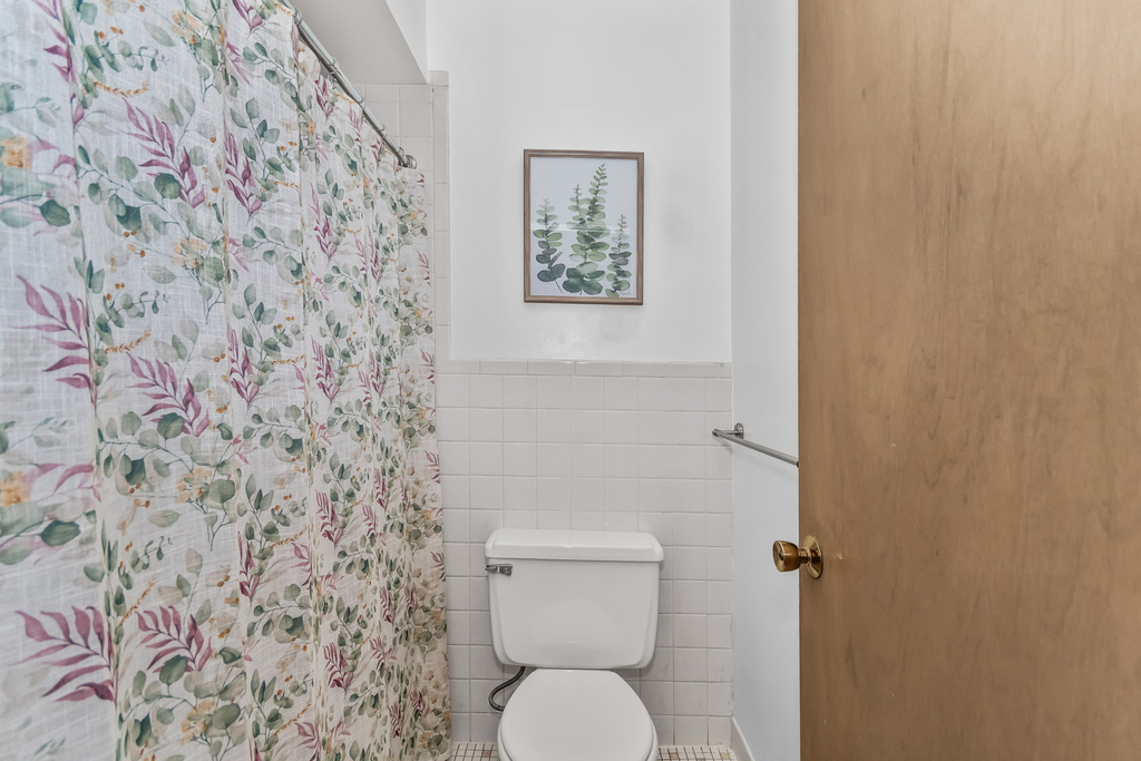 930 Hinman Avenue - Photo 14