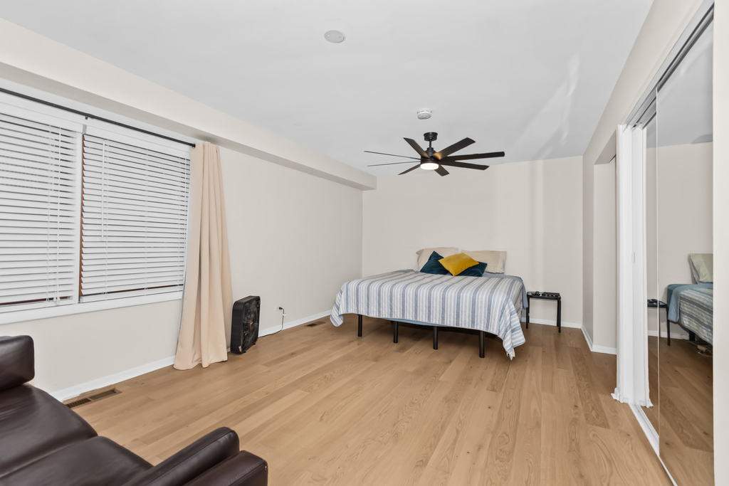 930 Hinman Avenue - Photo 10