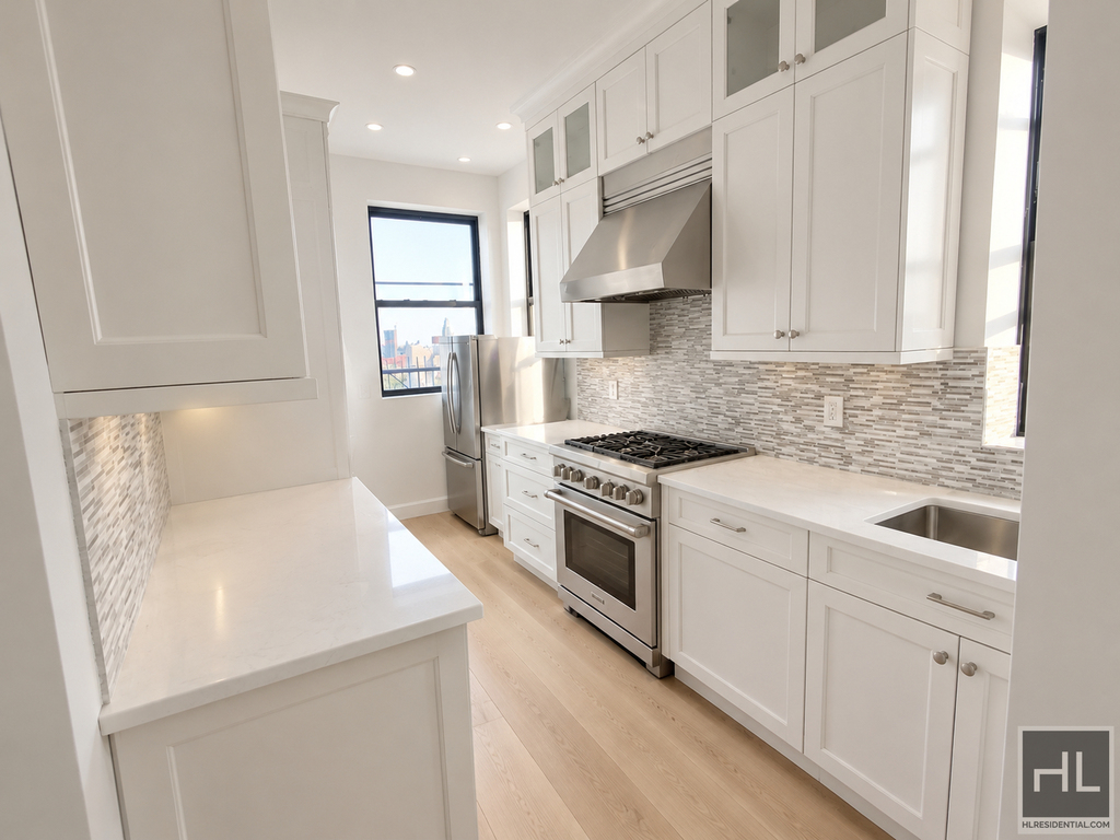 2nd Avenue - Photo 1
