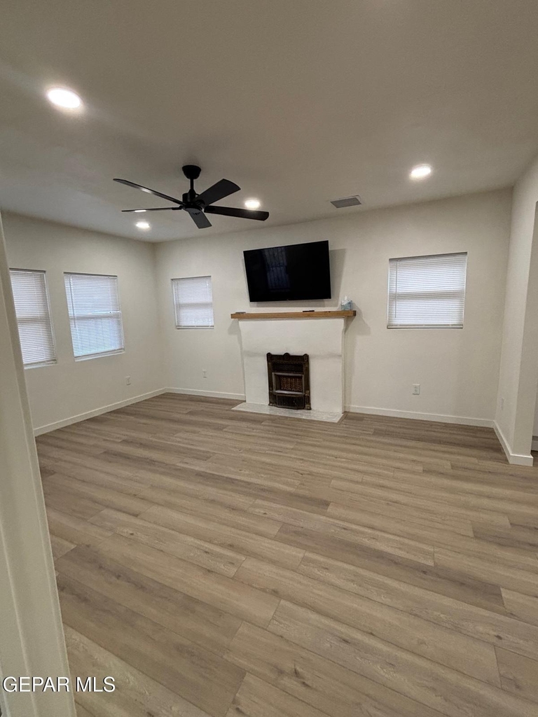 3607 Tularosa Avenue - Photo 3