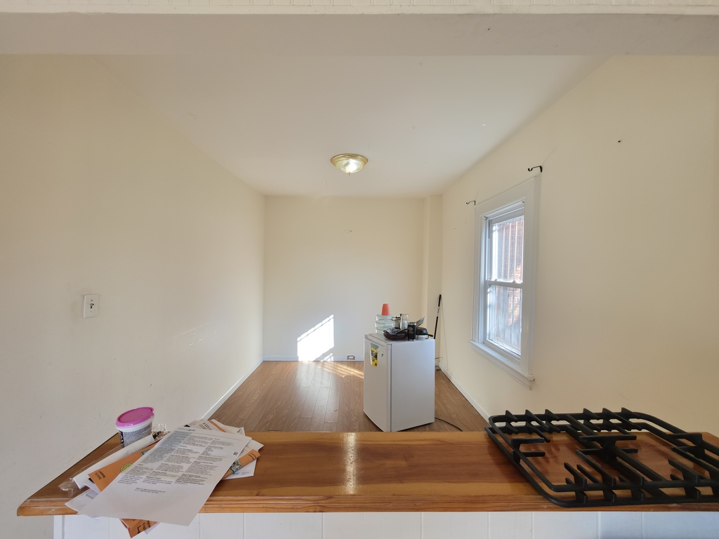 48-45 58th street - Photo 2