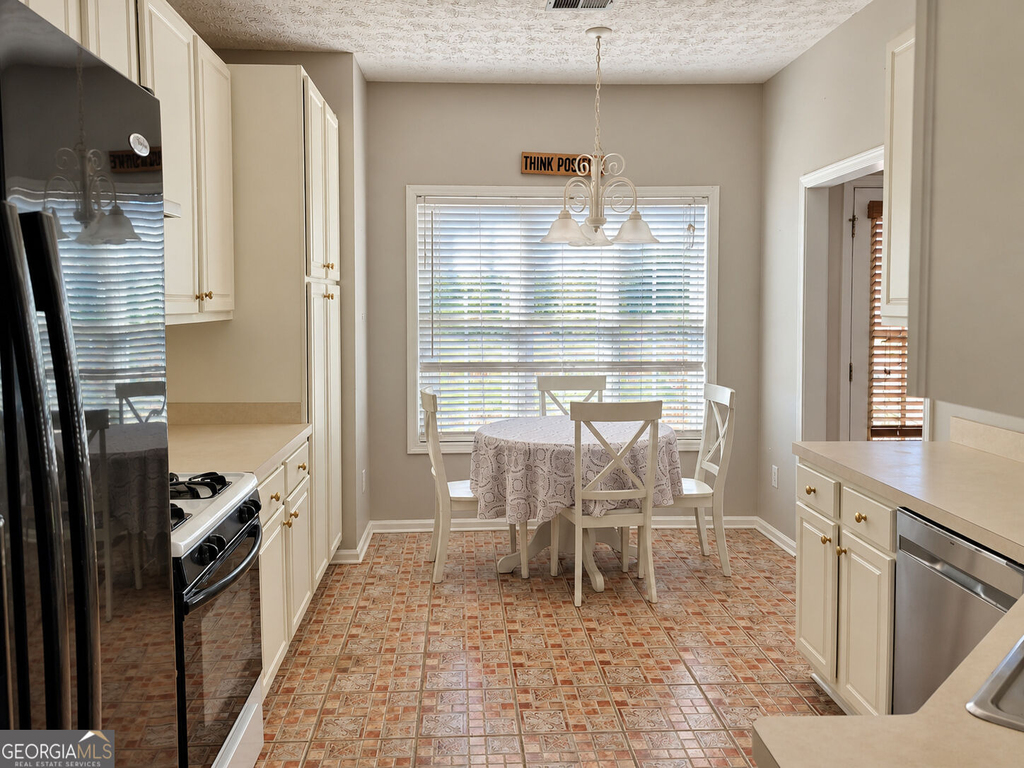 1412 Edgeley Way - Photo 6