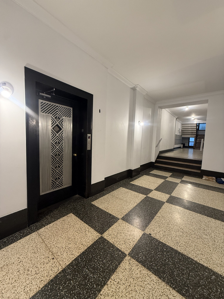 440 East 78th Street - Photo 14