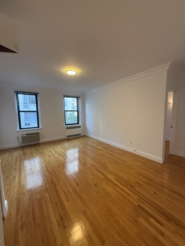 440 East 78th Street - Photo 8