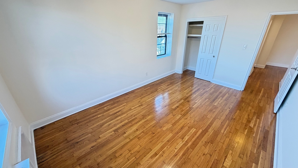 41-12 Elbertson Street - Photo 19