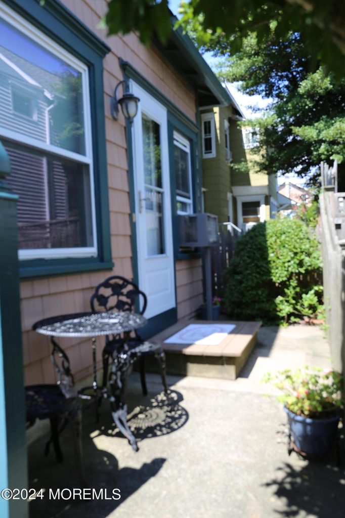 57 Franklin Avenue - Photo 1