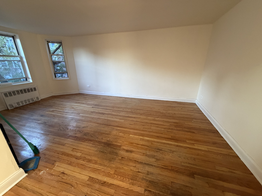 41-10 Bowne Street - Photo 2