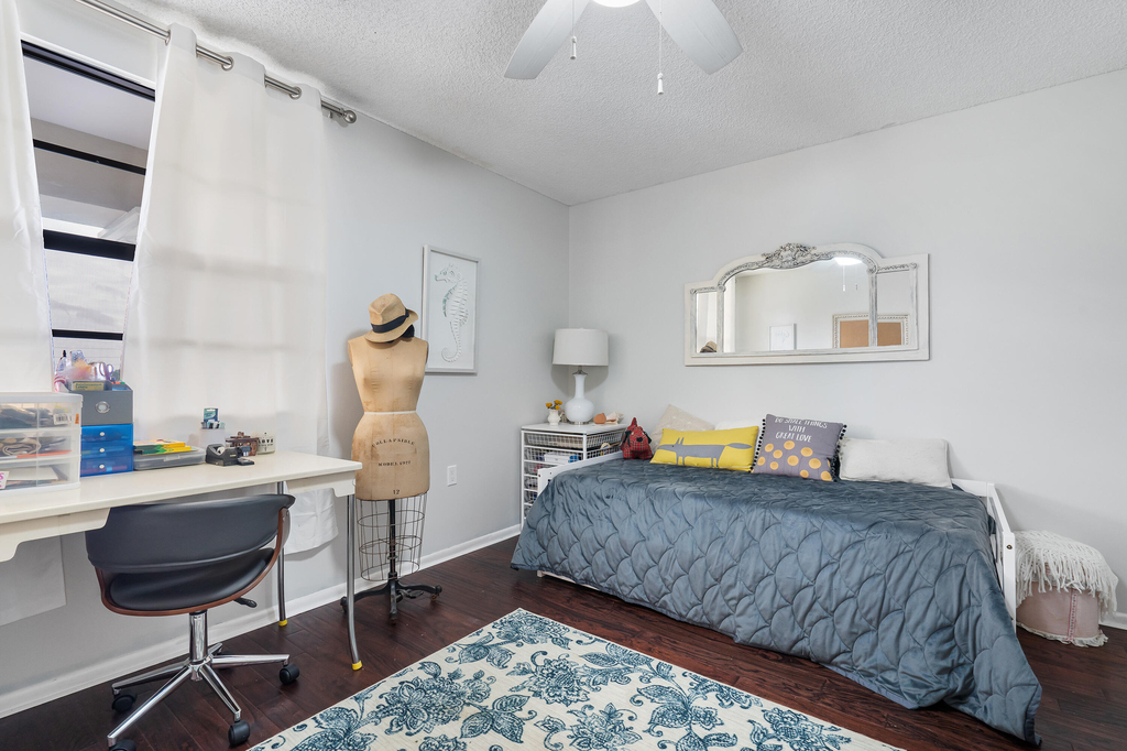 6037 Balboa Circle - Photo 20