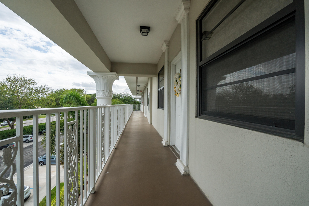6037 Balboa Circle - Photo 27