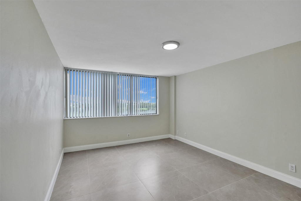 4222 Inverrary Boulevard - Photo 28