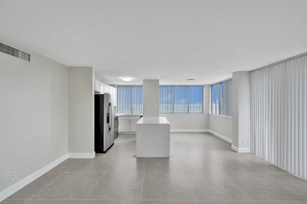 4222 Inverrary Boulevard - Photo 3