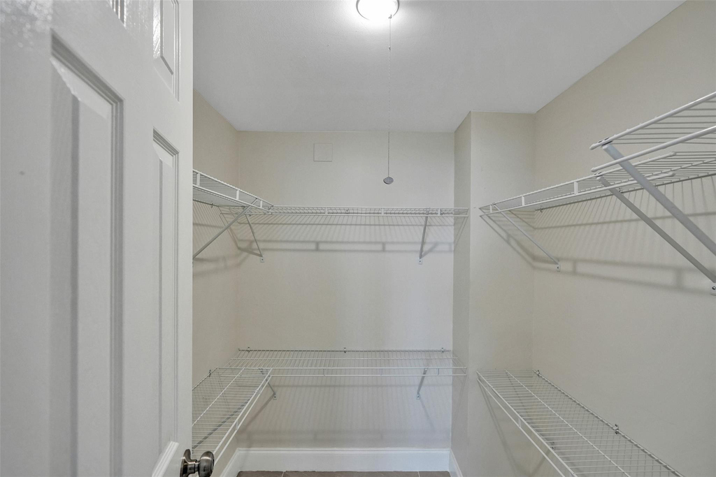4222 Inverrary Boulevard - Photo 38