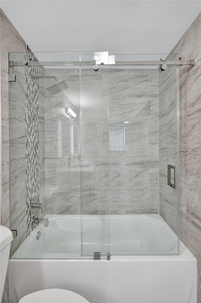 4222 Inverrary Boulevard - Photo 36