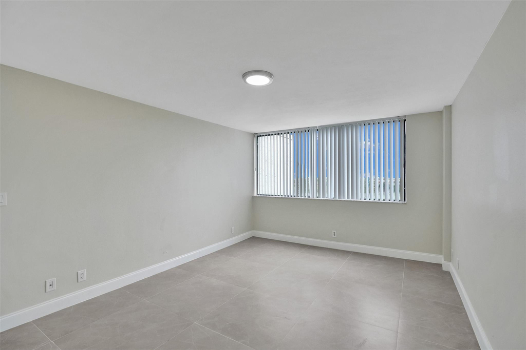 4222 Inverrary Boulevard - Photo 46