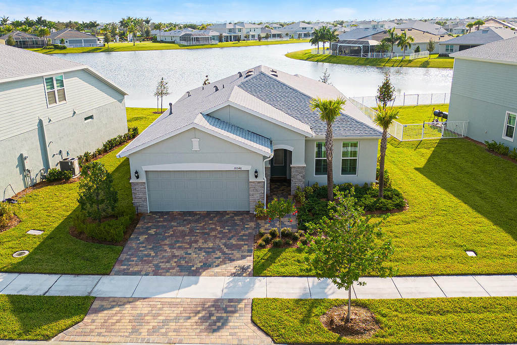 10346 Sw Captiva Drive - Photo 2
