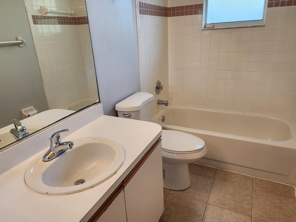 2514 Se Rock Springs Drive - Photo 11