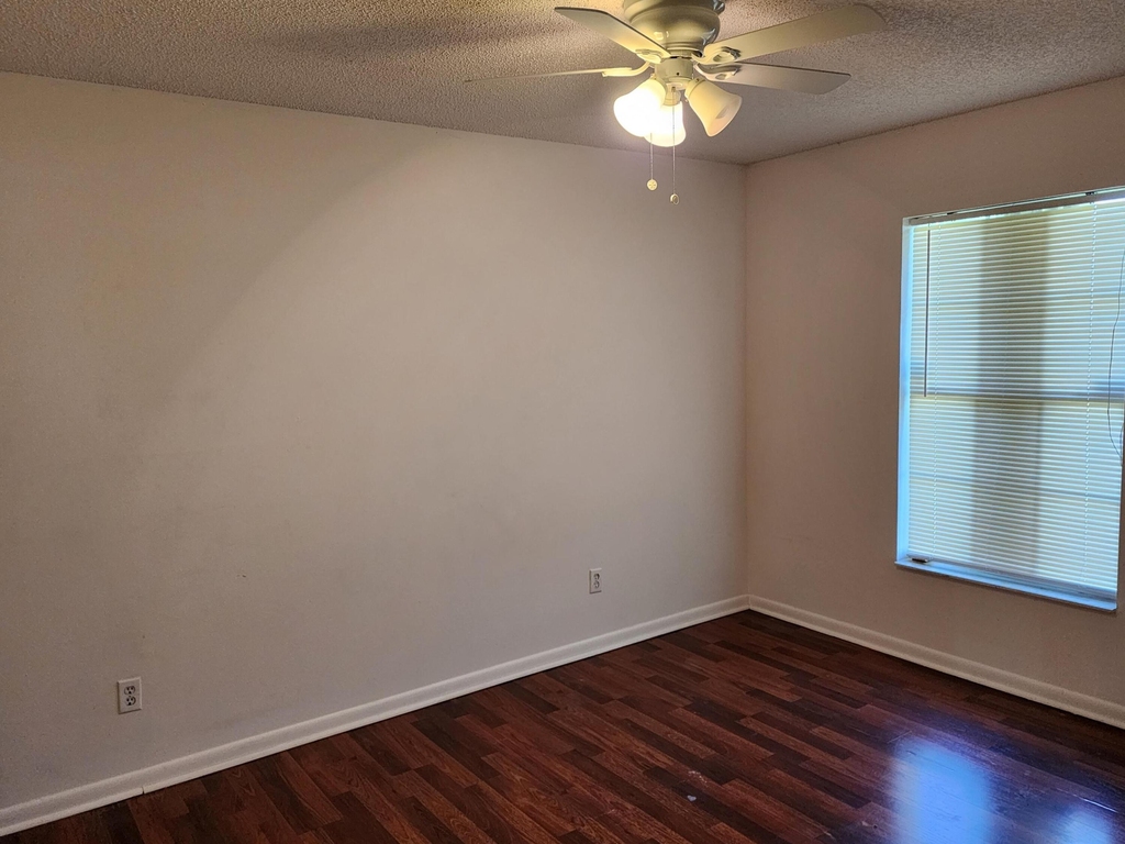 2514 Se Rock Springs Drive - Photo 10