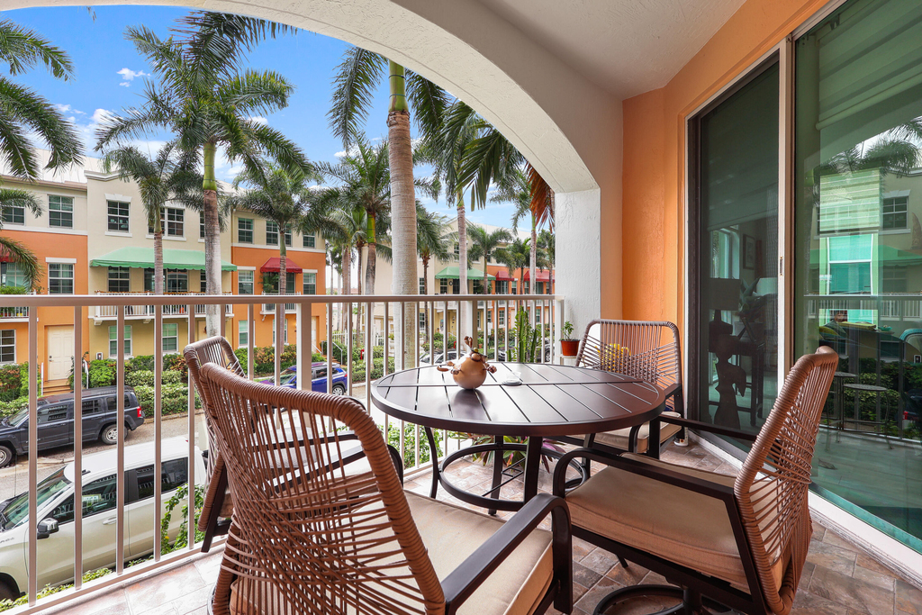 804 E Windward Way - Photo 13