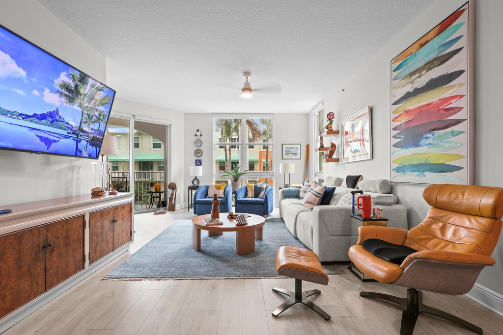 804 E Windward Way - Photo 10