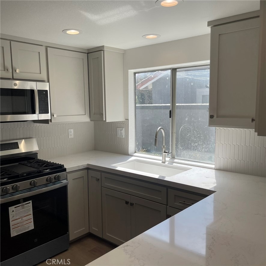 3729 San Lorenzo River - Photo 2