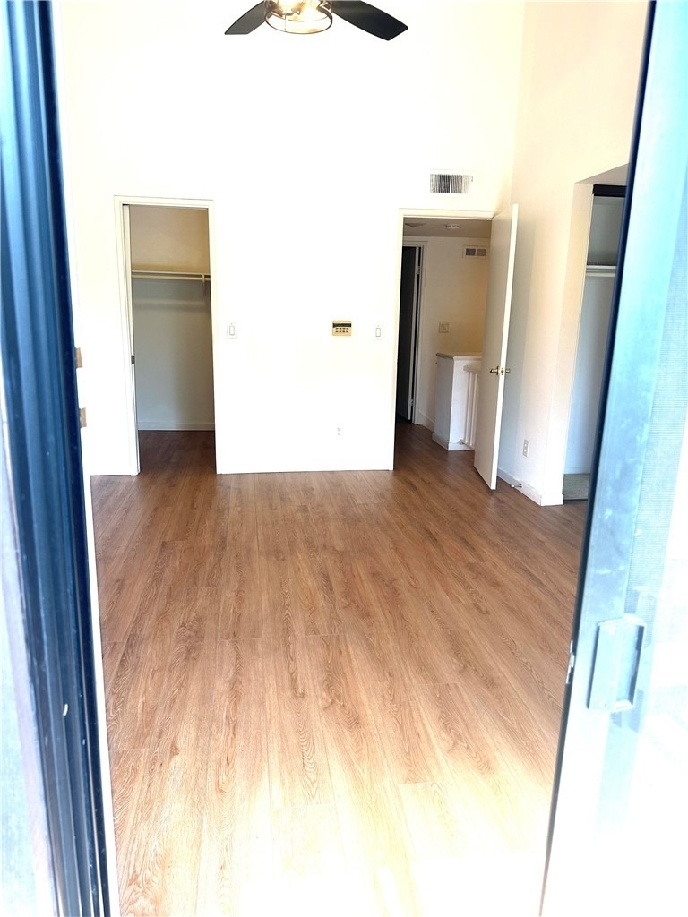 21931 Burbank - Photo 14