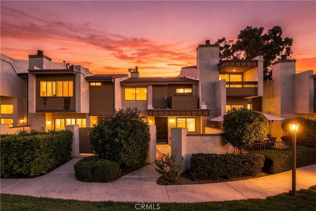 21500 Califa Street - Photo 1