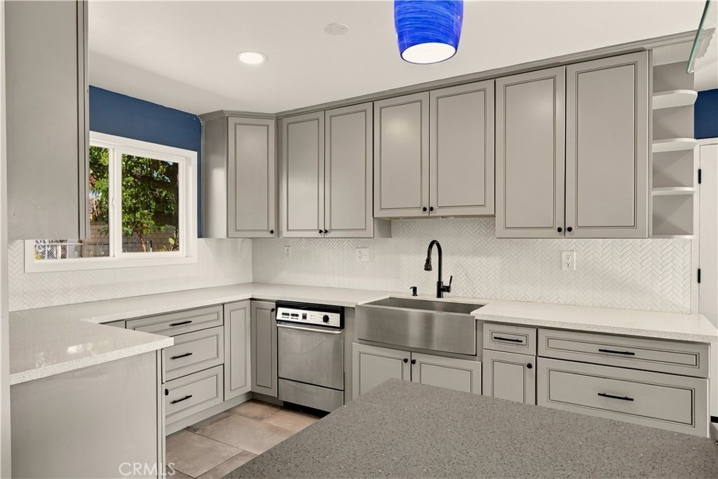 19247 Napa Street - Photo 4