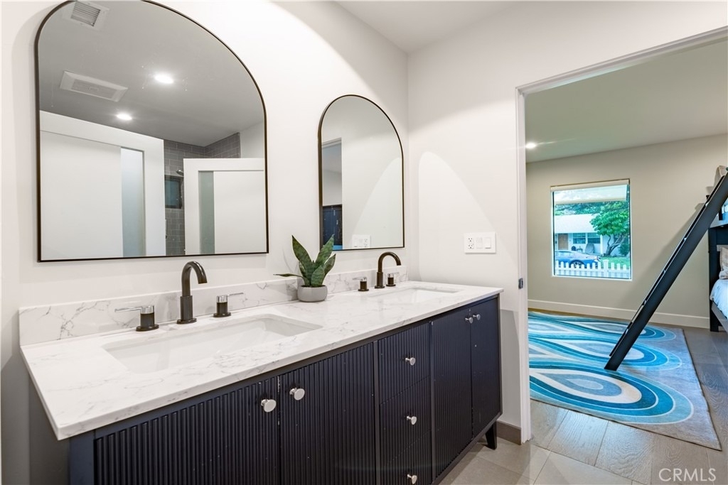 13957 Hesby Street - Photo 21