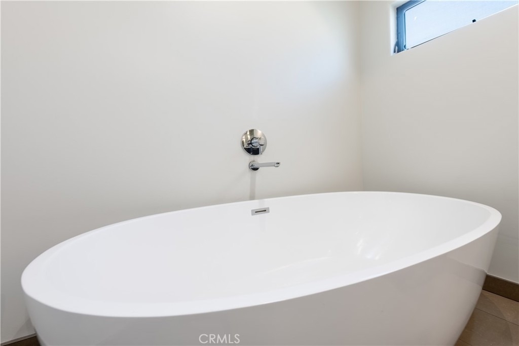 13957 Hesby Street - Photo 18