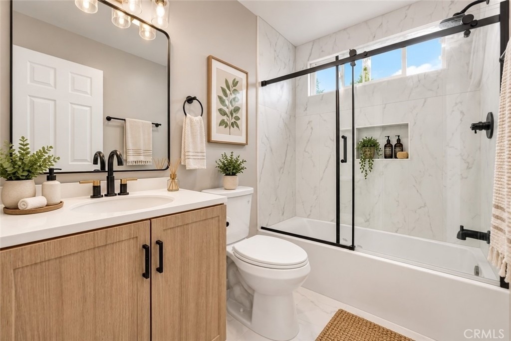 637 N West Knoll - Photo 9