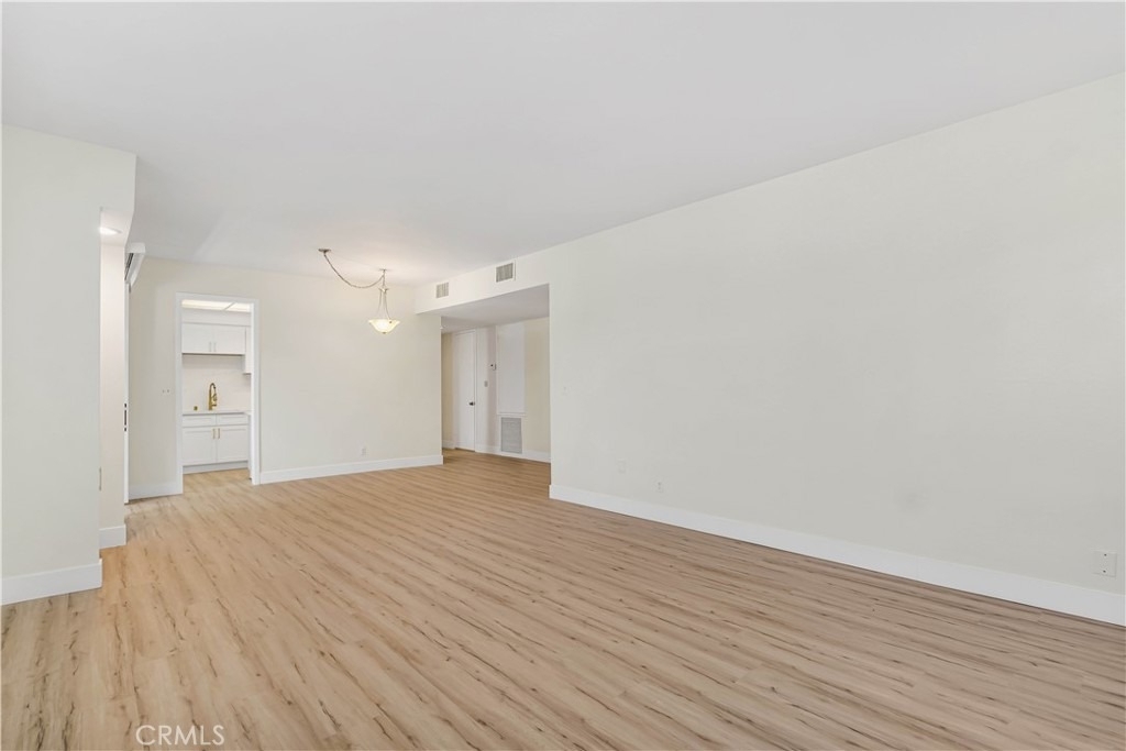 14530 Benefit Street - Photo 11