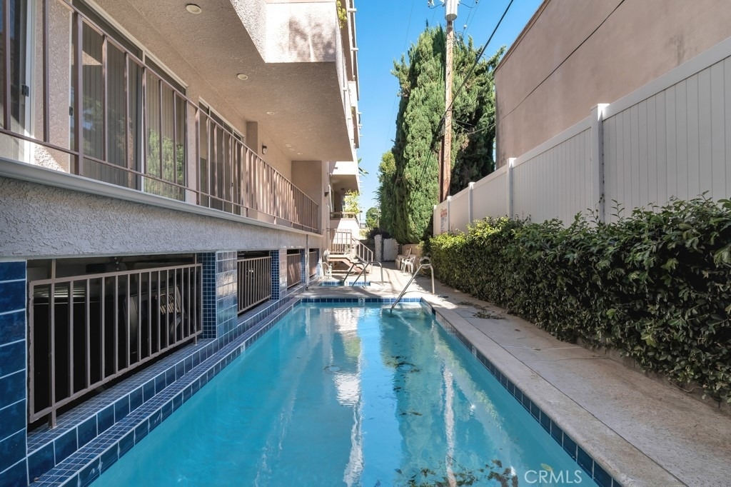 14530 Benefit Street - Photo 35