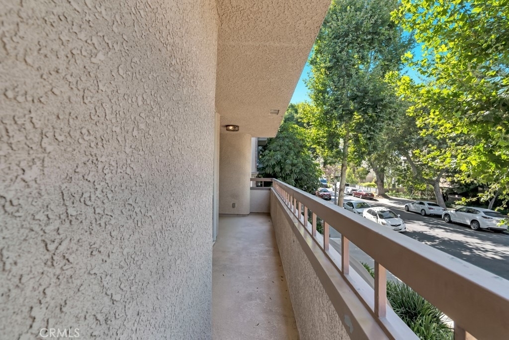 14530 Benefit Street - Photo 19
