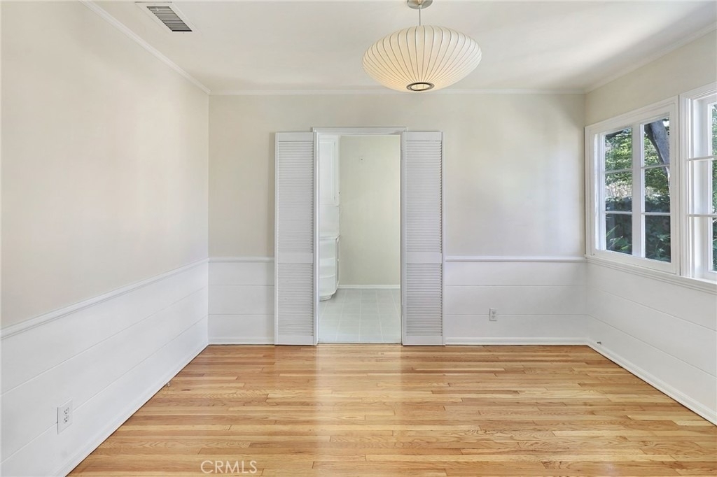 3914 Vantage Avenue - Photo 8