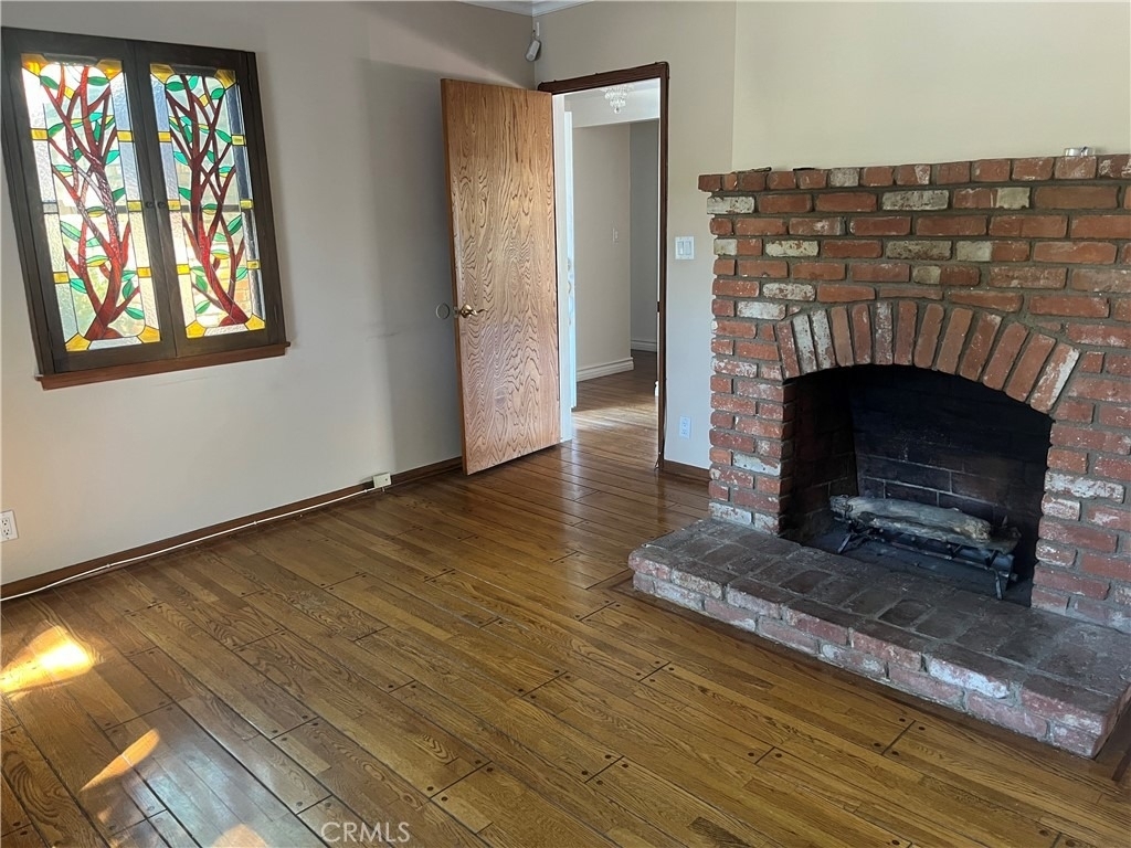 22615 Collins Street - Photo 2