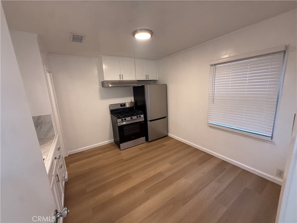 6757 W 86th Place - Photo 13