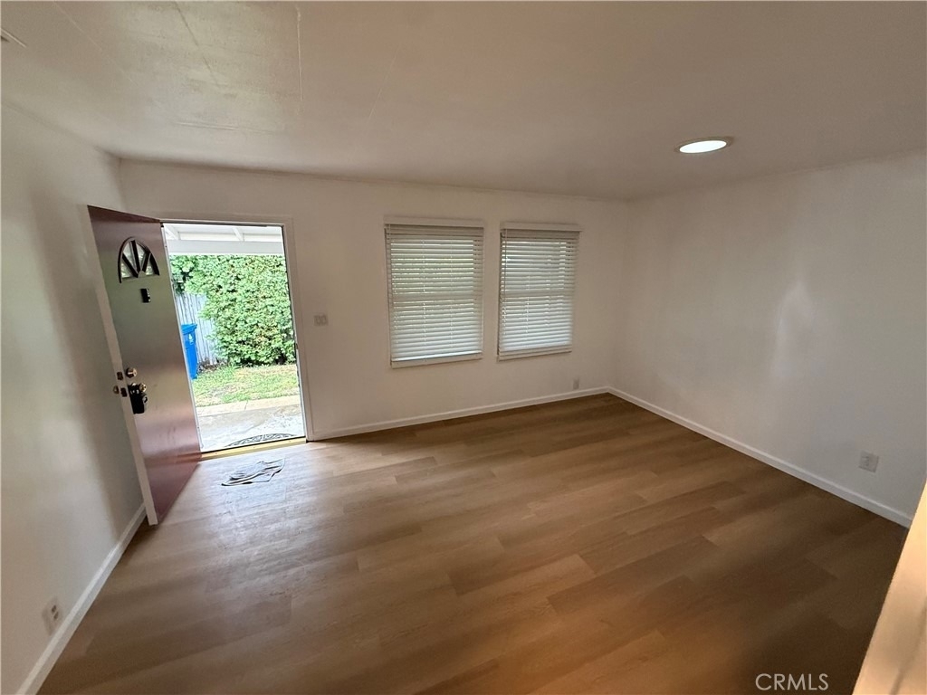 6757 W 86th Place - Photo 5