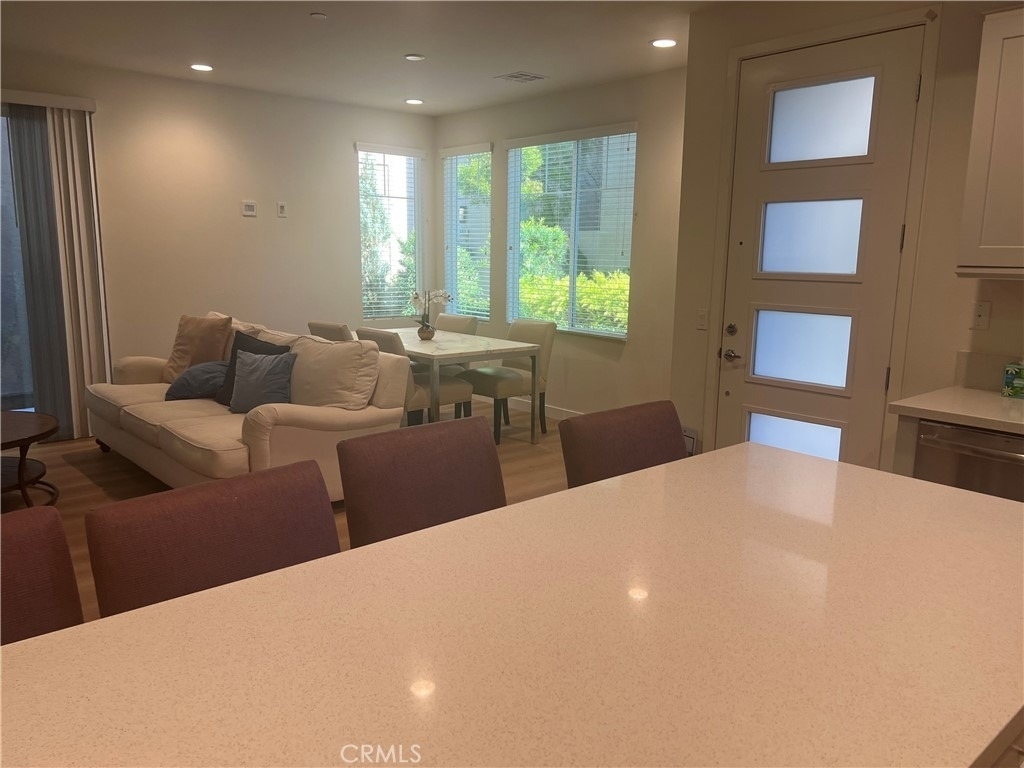 595 Cultivate - Photo 9