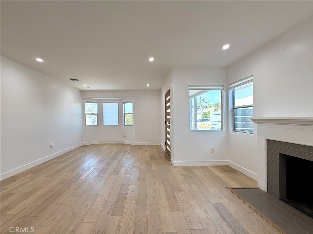 1042 Garfield Avenue - Photo 7