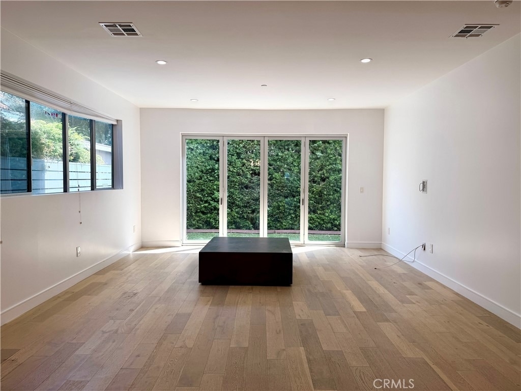 1042 Garfield Avenue - Photo 17