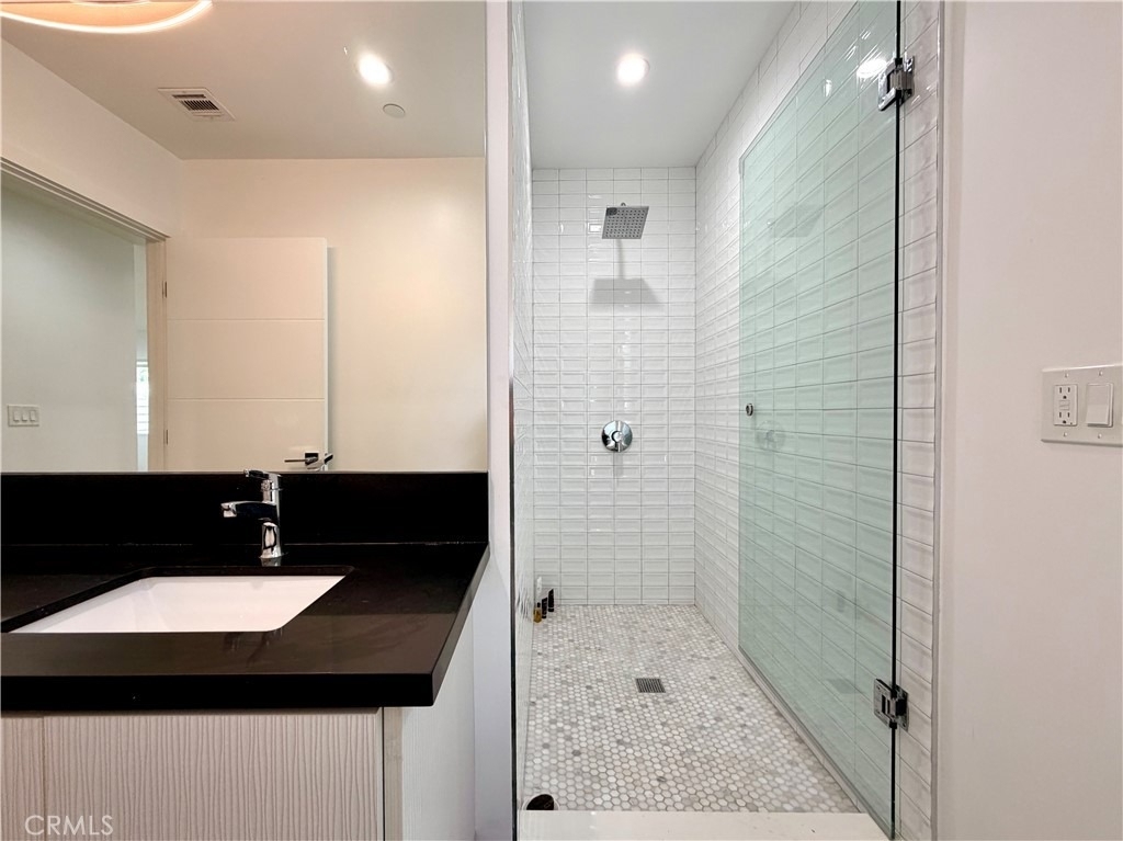 1042 Garfield Avenue - Photo 13