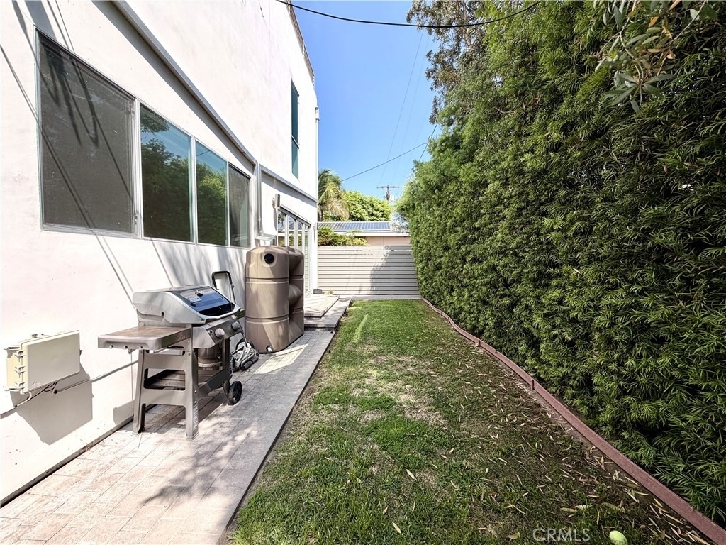 1042 Garfield Avenue - Photo 29