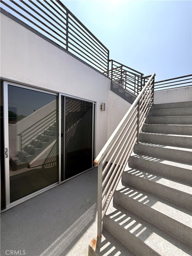 1042 Garfield Avenue - Photo 37
