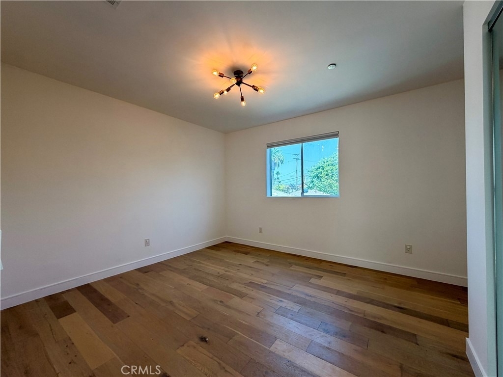 1042 Garfield Avenue - Photo 34