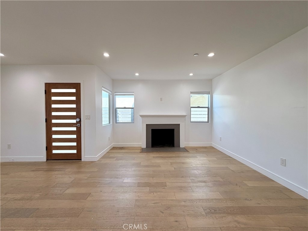 1042 Garfield Avenue - Photo 5
