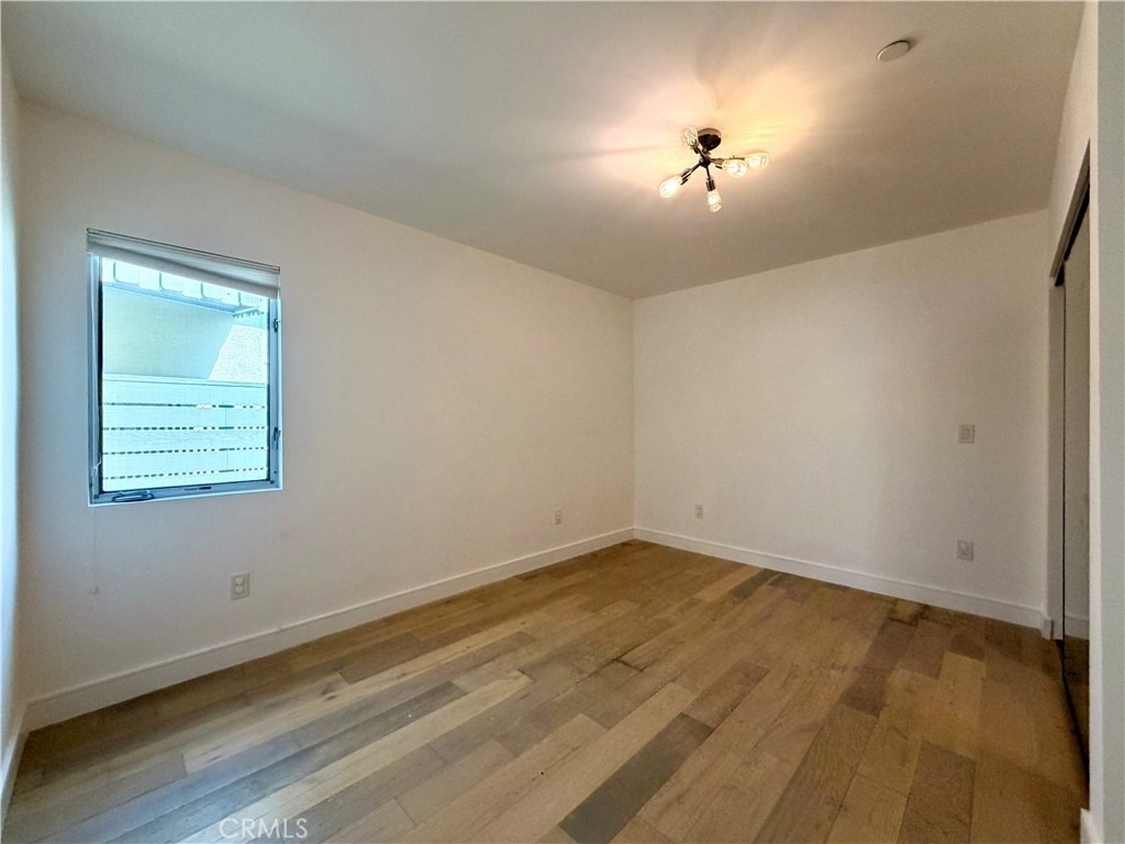 1042 Garfield Avenue - Photo 10