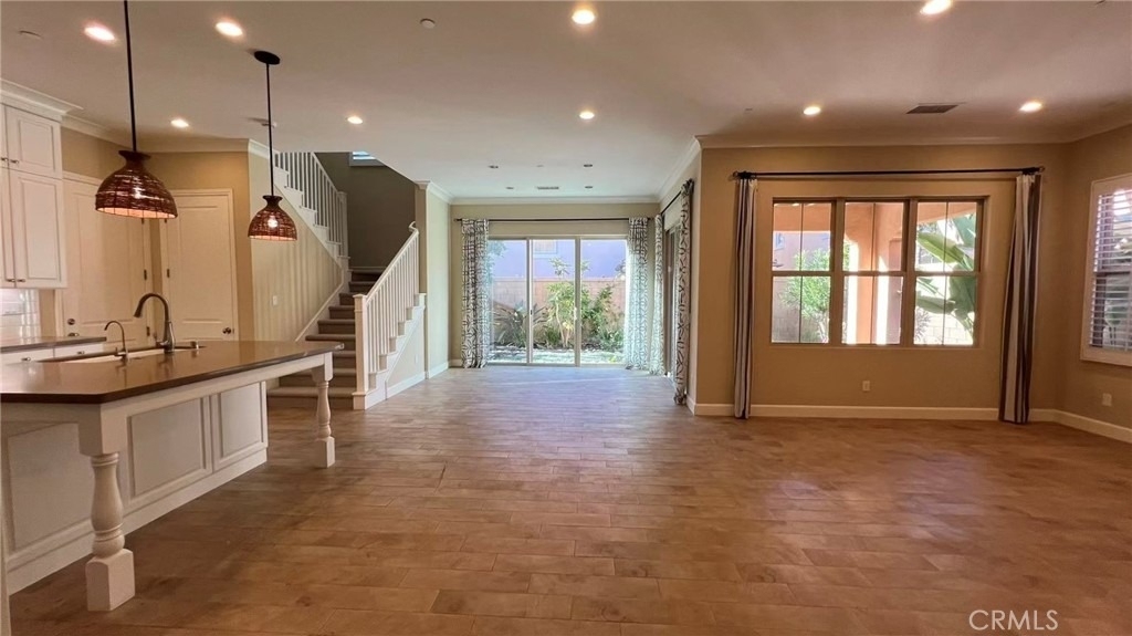 59 Thornapple - Photo 3