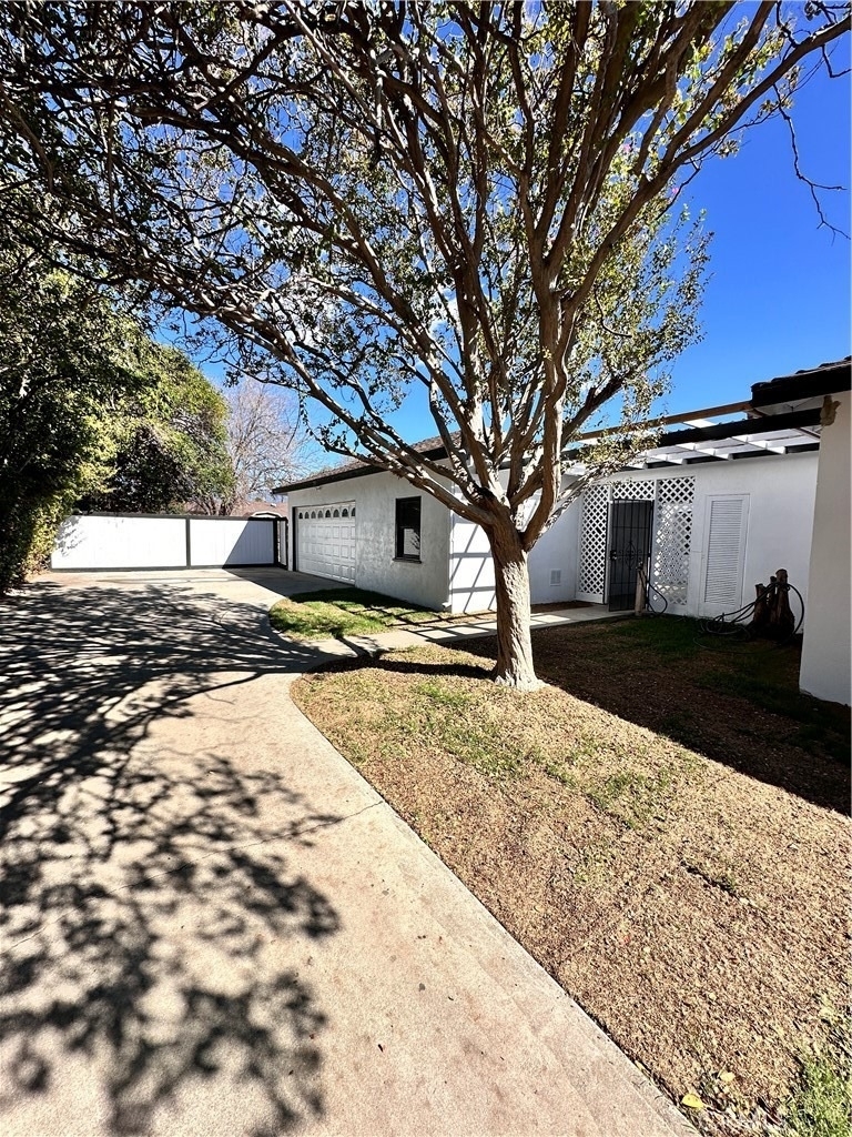 208 E Cornell - Photo 21