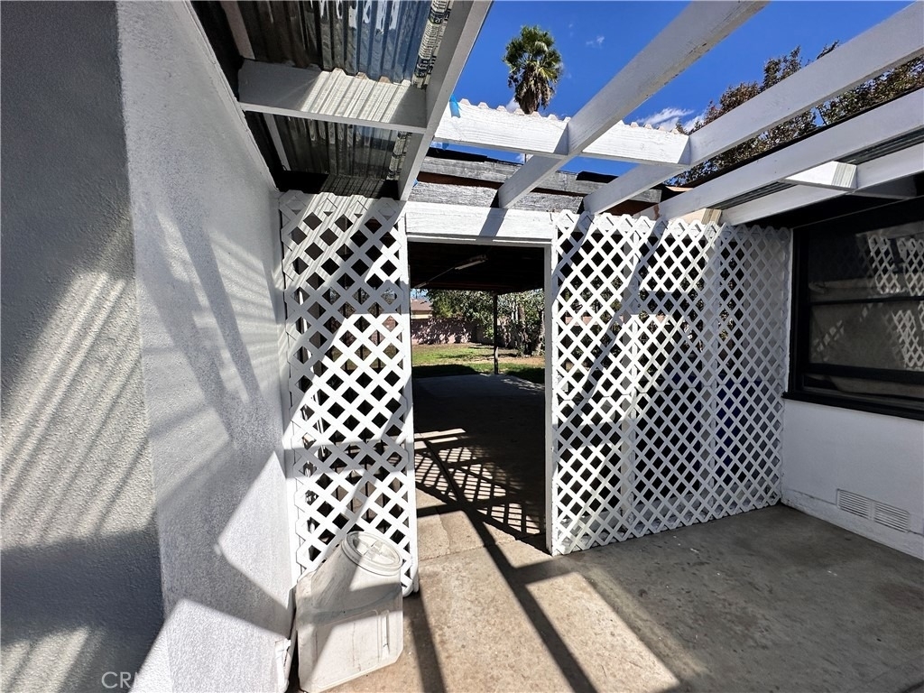 208 E Cornell - Photo 17