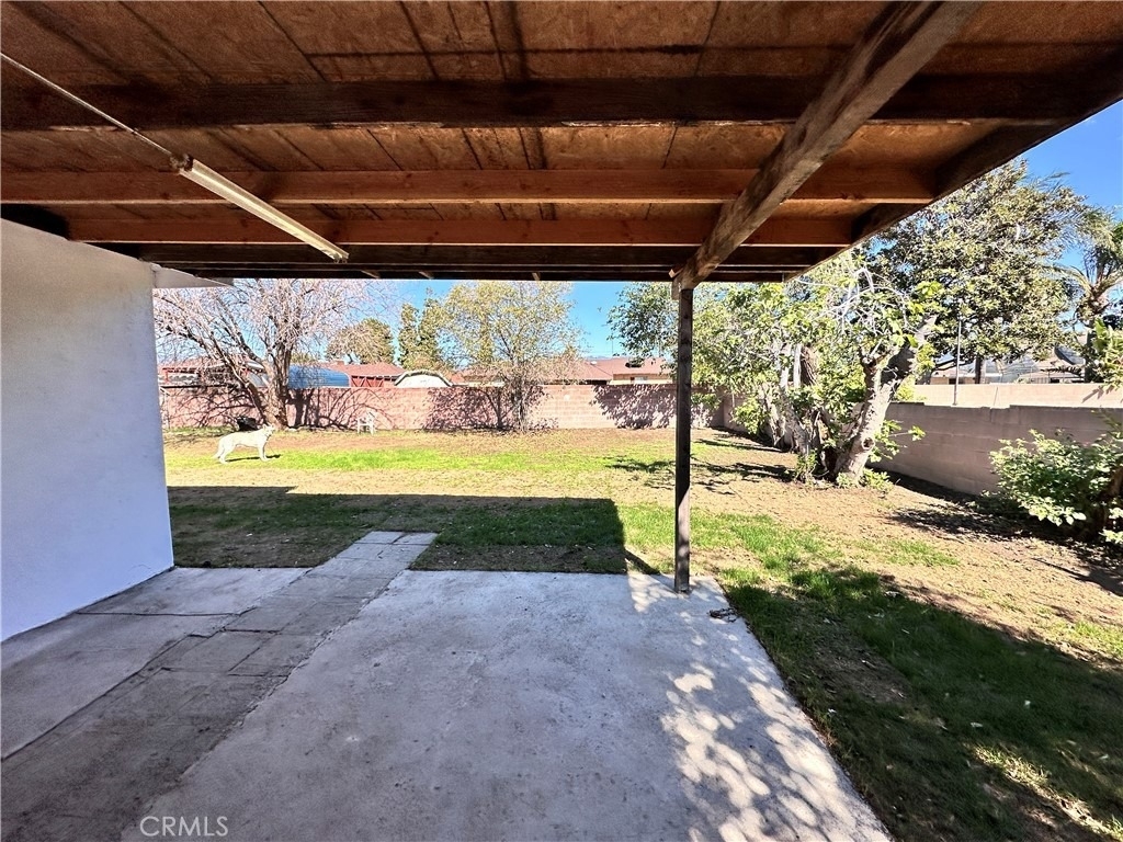 208 E Cornell - Photo 24